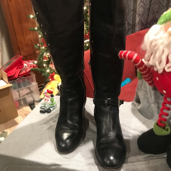 Luxury authentic Coach boots! - Picture 7 of 8